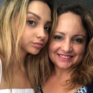 Meet your Posher, Teresa